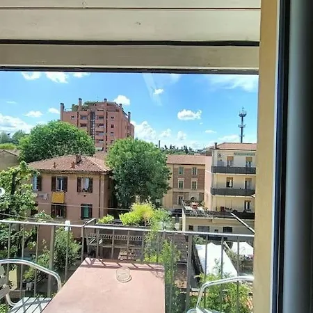 Apartamento Lovely Civico42 Bolonha